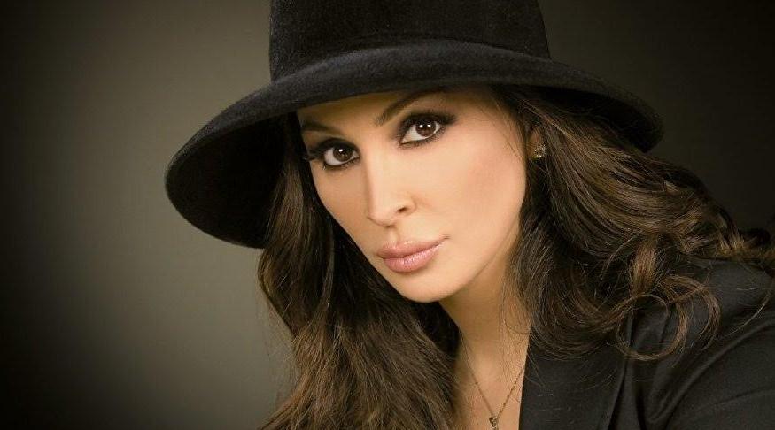 إليسا تقرر الاعتزال .. والمشاهير يدعونها إلى التراجع عن هذا القرار