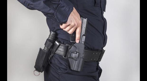 Fès : un policier utilise l'arme de service pour neutraliser un dangereux récid…