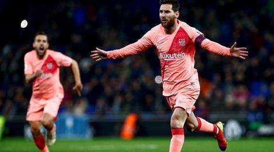 رئيس نادي برشلونة يؤكد وجود "واجب" لتجديد عقد ميسي