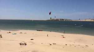 Kitesurf : Dakhla accueille la 10e édition du "Prince Moulay El Hassan Kite Wor…