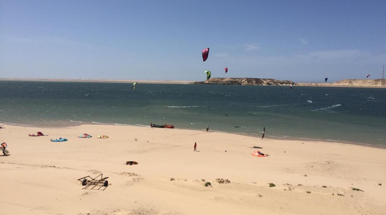 Kitesurf : Dakhla accueille la 10e édition du "Prince Moulay El Hassan Kite Wor…