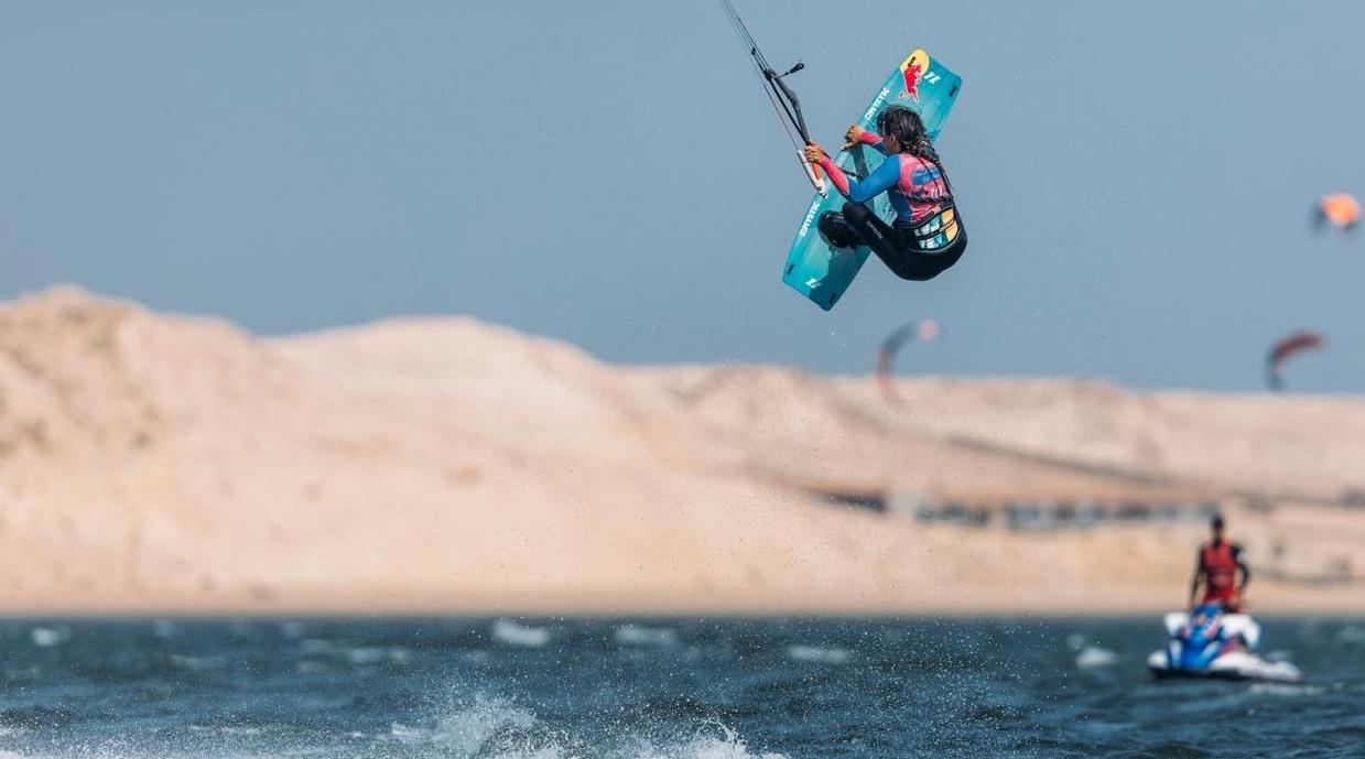 Prince Moulay El Hassan de Kite Surf: Mainmise brésilienne sur le freestyle fém…