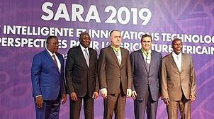 Akhannouch reçoit à Abidjan la médaille du commandeur dans l'ordre de mérite ag…
