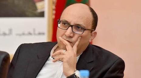 حسن طارق يسلم نسخا من أوراق اعتماده سفيرا للمغرب بتونس