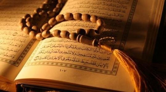 النرويج: توزيع آلاف النسخ من القرآن الكريم من أجل مواجهة الكراهية والعنصرية
