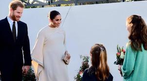 Le Duc et la Duchesse du Sussex se rendent à la résidence de l'ambassadeur brit…