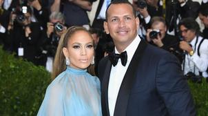 Jennifer Lopez et A-Rod confirment leur fiançailles