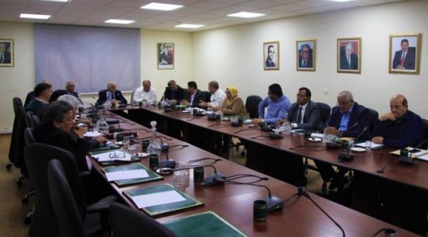 "الاستقلال" يدعو إلى اعتماد معايير شفافة لاستفادة أسر القطاع غير المهيكل من ا...