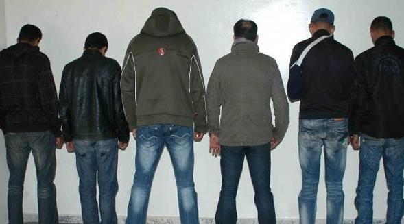 فاس .. توقيف 6 أشخاص بينهم موظف شرطة بسبب خرق إجراءات حالة الطوارئ