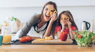 Vidéo: comment occuper vos enfants pendant les vacances ? (Nfehmou Ouladna)