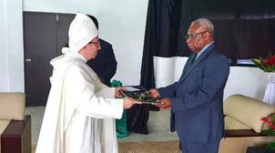 Vanuatu: Medrek remet ses lettres de créance en tant qu’ambassadeur extraordina…