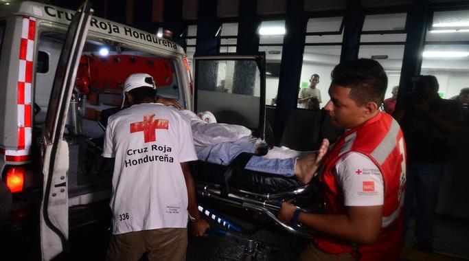 Honduras: trois morts et sept blessés en marge d'un match de football (PHOTOS)