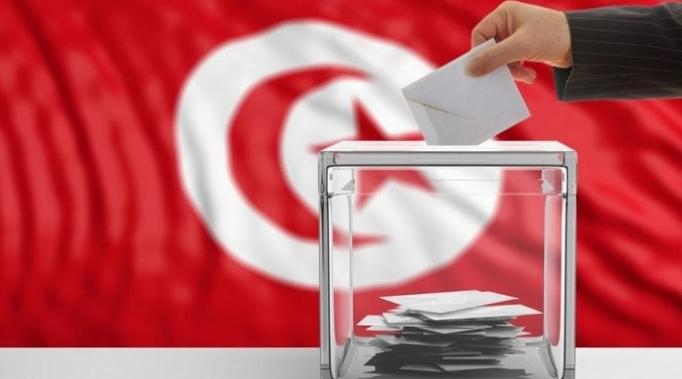 Tunisie: ouverture des bureaux de vote pour l'élection présidentielle