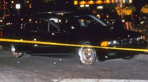 La voiture dans laquelle Tupac a été abattu mise en vente pour 1,7 million de d…