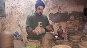 صناعة الفخار .. إرث حقيقي للأجداد