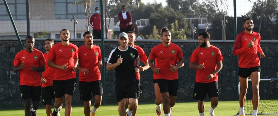 أملاح يصطدم بسامي ماي.. هذه أبرز مواعيد المحترفين المغاربة اليوم الأحد