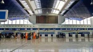 Covid-19: Le Maroc suspend jusqu'à nouvel ordre des vols de passagers avec plus…