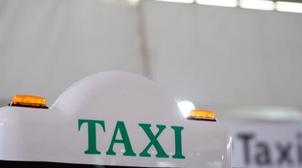 El Jadida: des chauffeurs de taxis offrent leurs services aux malades chroniques