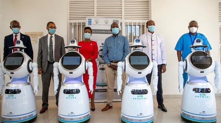 Au Rwanda, des robots humanoïdes pour limiter l'exposition du corps médical au …