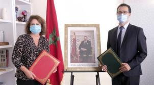 LMPE-Ministère de la Jeunesse: SA la Princesse Lalla Zineb préside la signature…