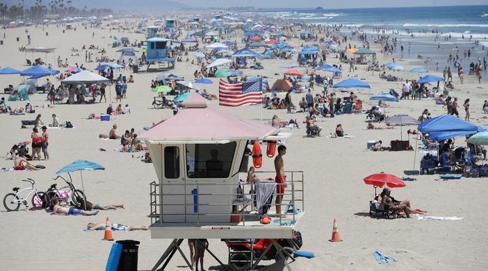 Plus de 15.000 cas de Covid-19 en une seule journée en Floride, nouvel épicentr…