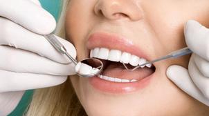 Covid-19 / Dentistes : l’OMS déconseille les soins générateurs d’aérosols