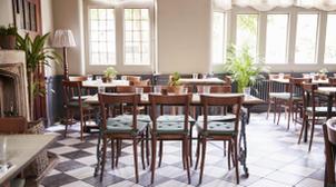 Covid-19 : Le risque de contagion serait élevé dans les restaurants (étude)