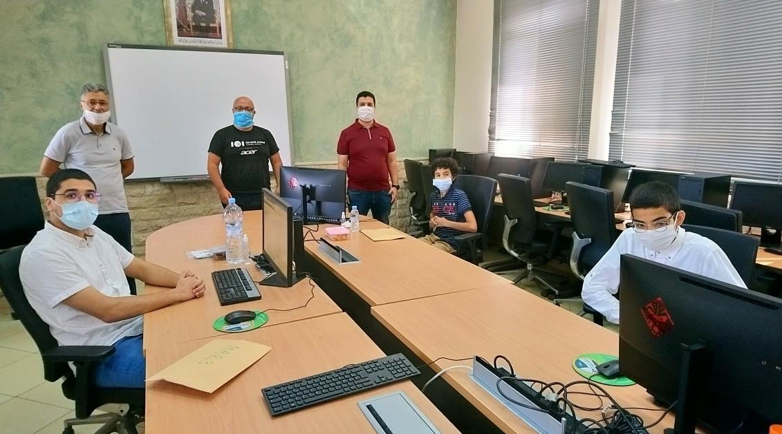 تلاميذ مغاربة يُتوجون المغرب بالميدالية البرونزية في الأولمبياد العالمي للبرمجة