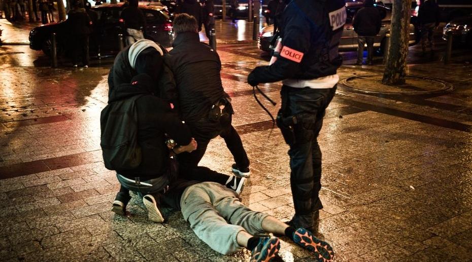 Tunisie: Plus de 600 arrestations, l'armée en renfort après des émeutes