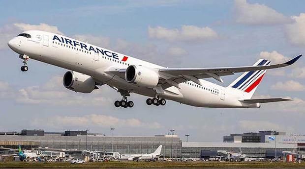 Covid-19: Air France table sur une reprise au printemps