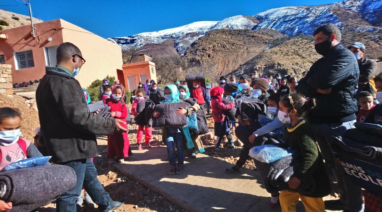 جمعية "أصدقاء المدارس" بالجنوب الشرقي توجه نداءً تضامنيا للمغاربة لمساعدة الأس...