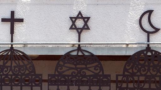 L’ONU adopte une résolution pour sauvegarder les sites religieux soutenue par l…