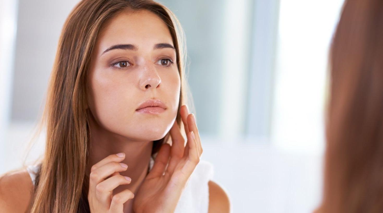 Beauté: Routine de soins pour entretenir sa peau grasse !