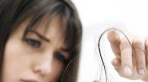Chute de cheveux, quand faut-il s’inquiéter ?