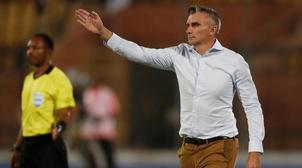 Le coach Patrice Carteron lâche le Zamalek à un mois de croiser le Raja