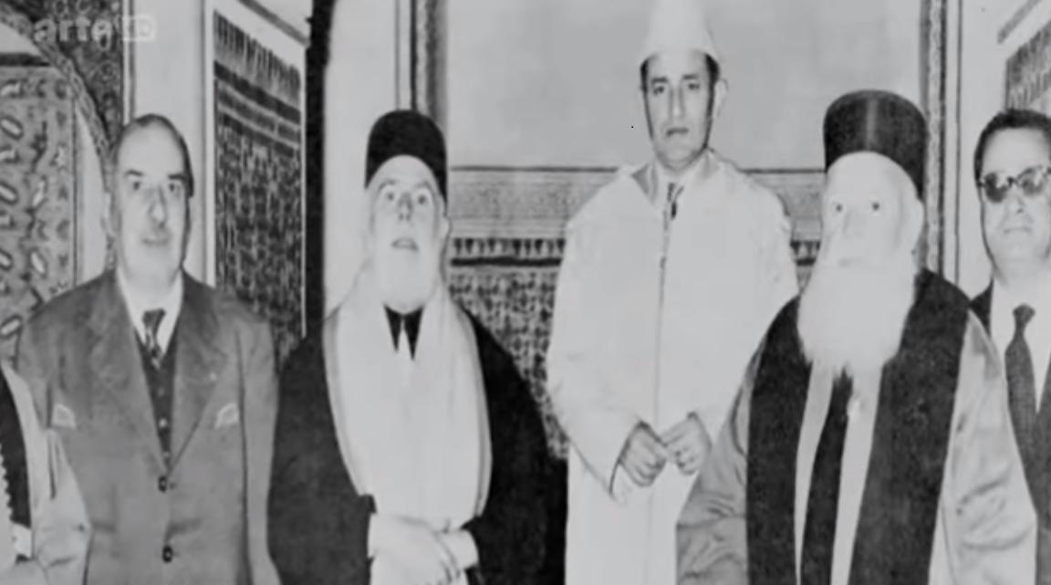 Comment Mohammed V s’est opposé aux lois de Vichy et protégé ainsi plus de 250.…
