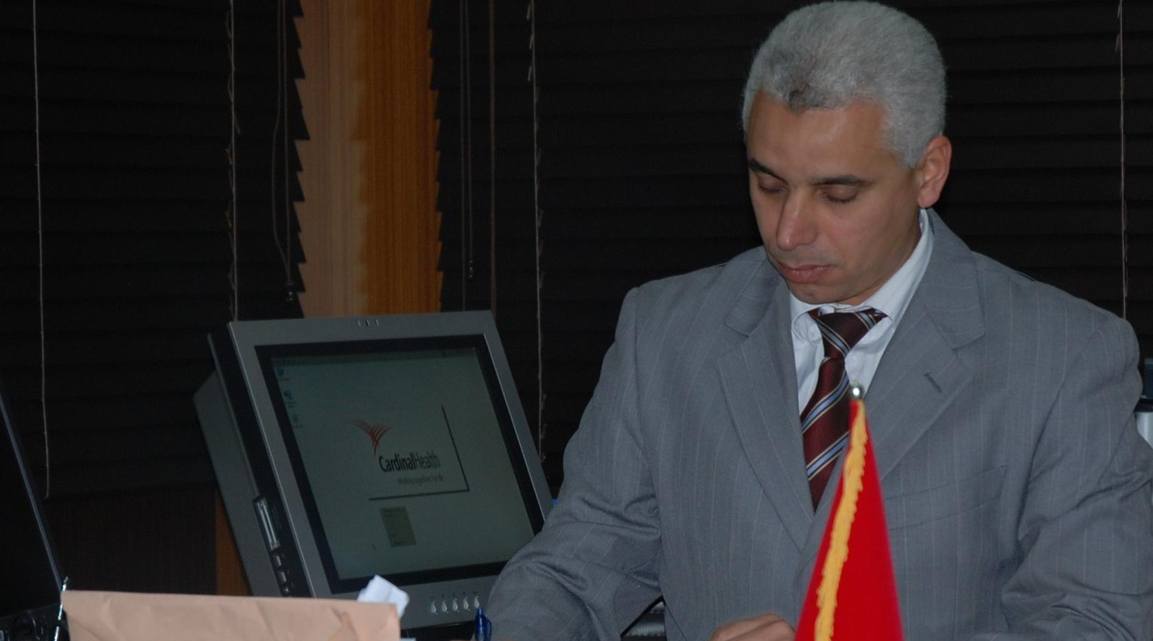 Accouchement devant le CHU de Fès: le directeur provincial du Ministère de la S…