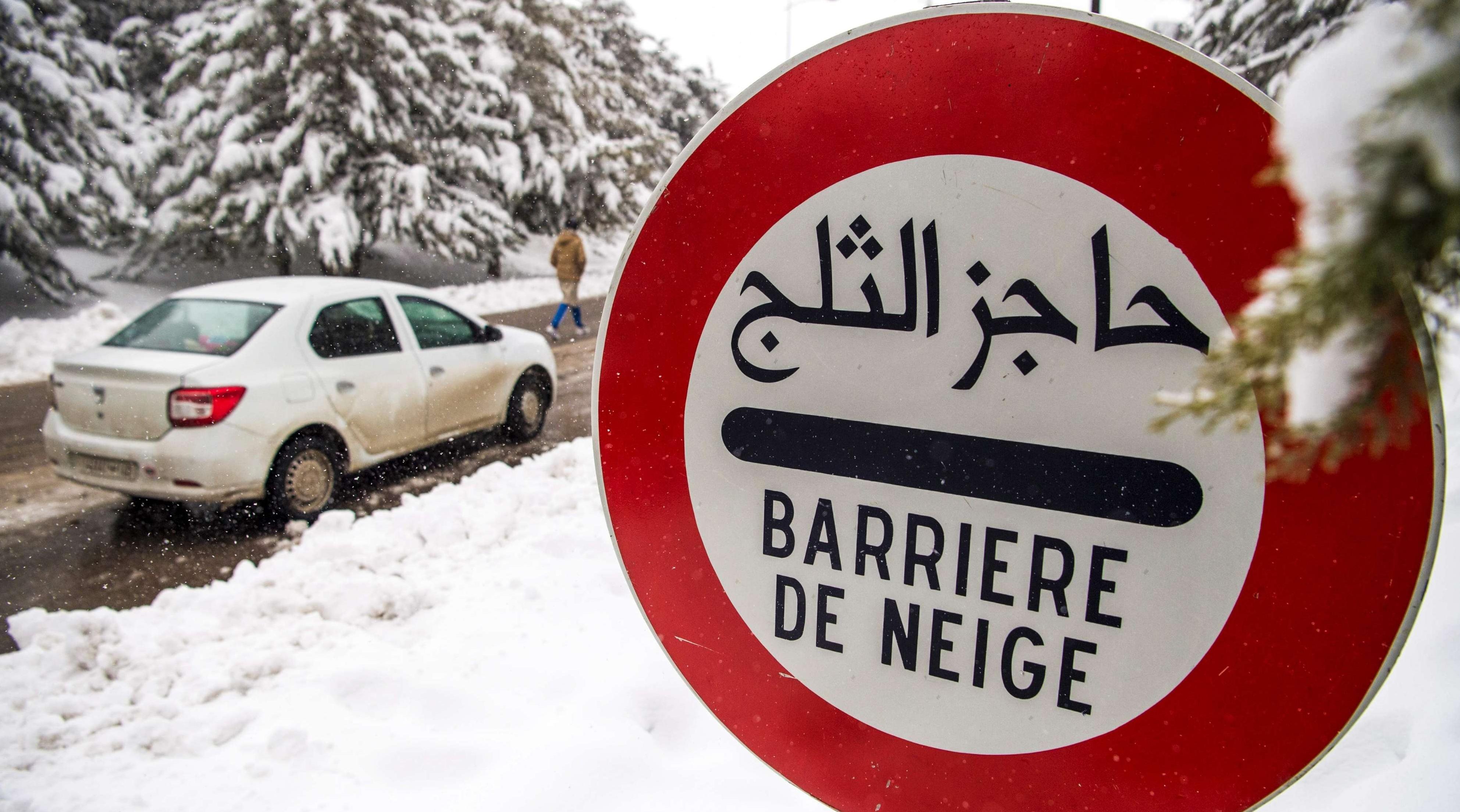 هذه هي الطرق المقطوعة بسبب الثلوج والمفتوحة بالأطلسين المتوسط والكبير