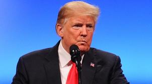 Trump approuve un plan plafonnant à 18.000 le nombre de réfugiés admis aux Etat…