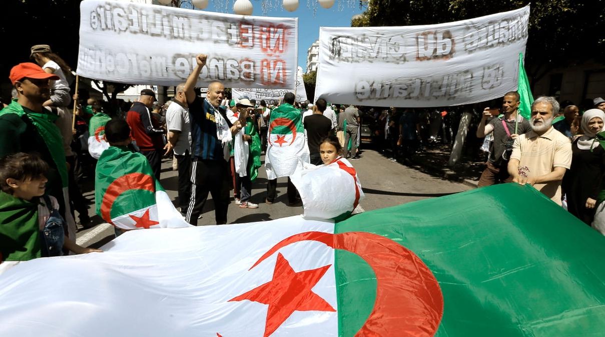 Arrestation de cinq manifestants à Alger lors du 113e vendredi du Hirak