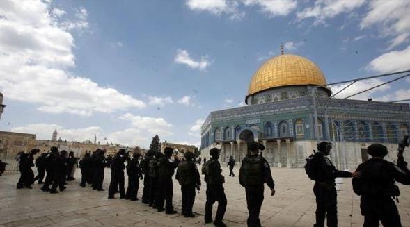Incidents à Al-Qods : Dommages considérables à la mosquée Al-Aqsa (Agence Bayt …