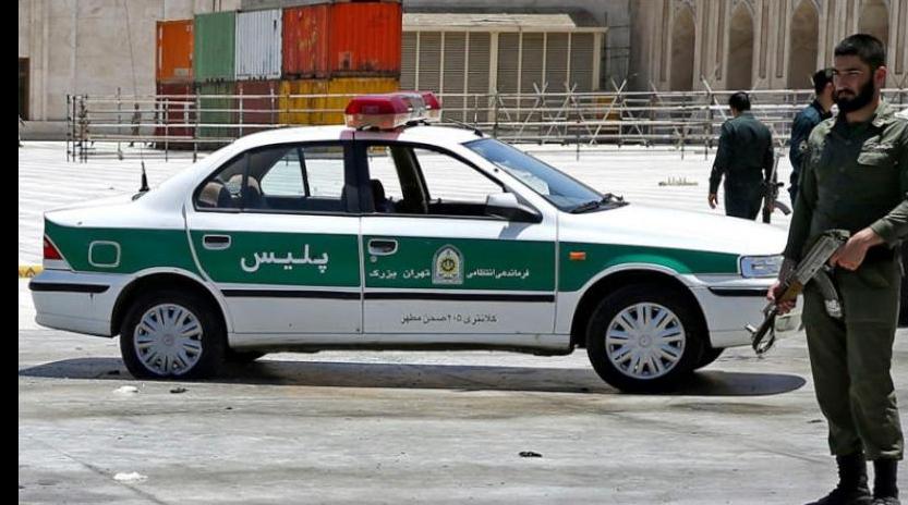 توقيف شابة في إيران بعد ركوبها دراجة هوائية من دون حجاب