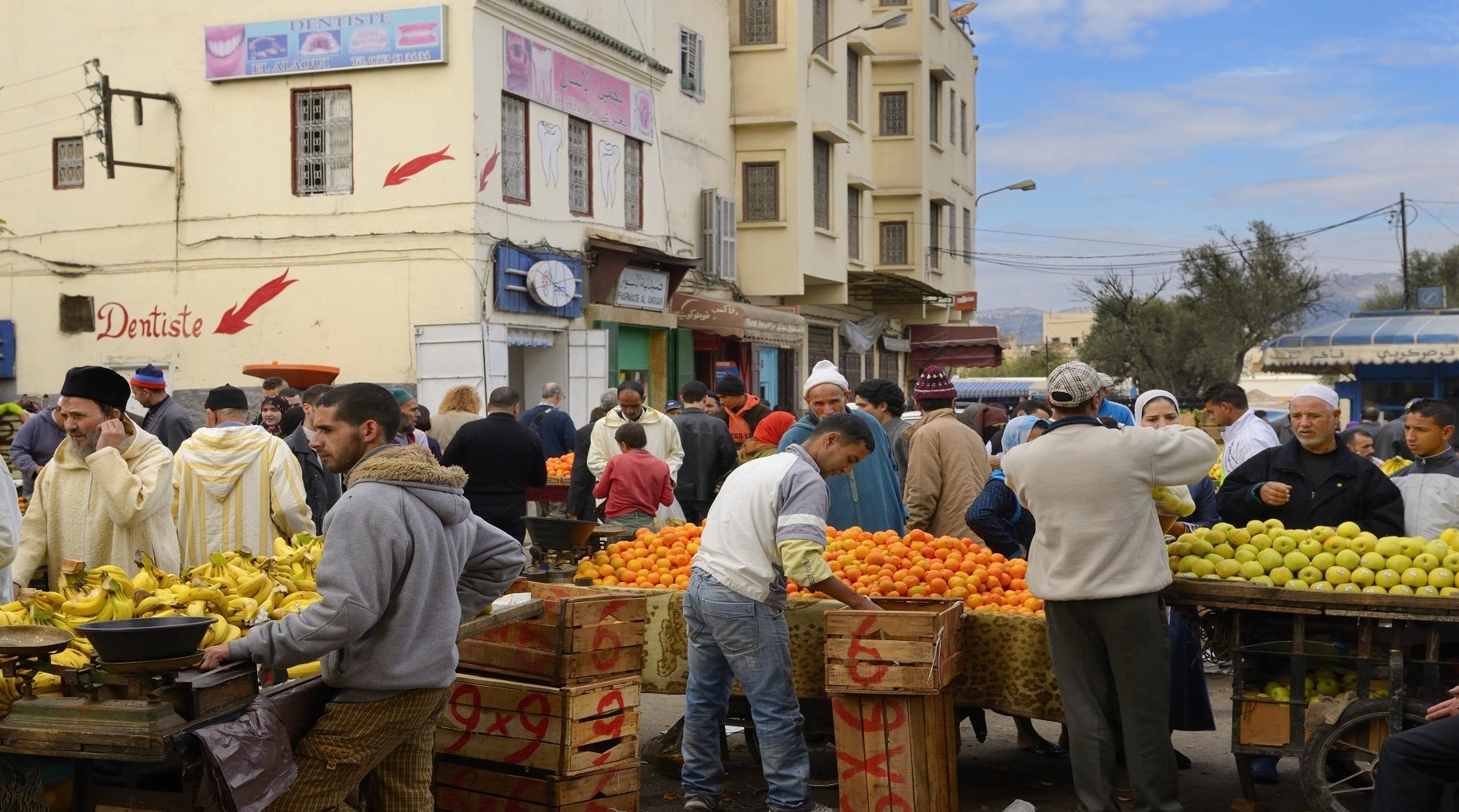 خبير اقتصادي ل2m.ma:إمكانيات الدولة المالية لاتسمح بتعويض كل المتضررين من الج...