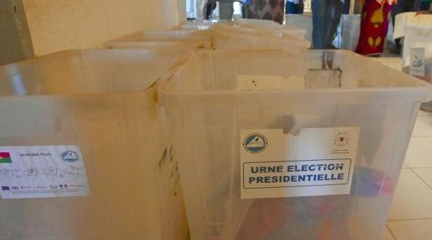 Burkina/Présidentielle: des "bureaux de vote" fermés en raison de "menaces" (Co…