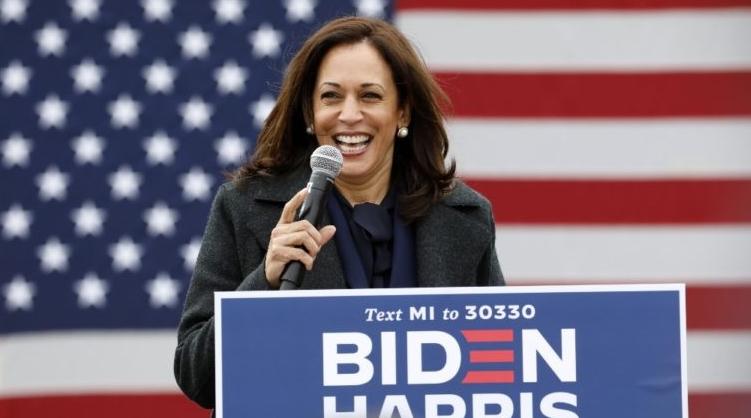 Qui est Kamala Harris, première femme élue vice-présidente des Etats-Unis?