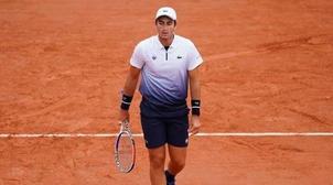 Tennis : Le Français Elliot Benchetrit annonce qu'il va défendre les couleurs d…