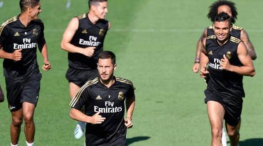 قبل أسبوع من "الكلاسيكو".. ريال مدريد يفقد الصدارة بعد الخسارة أمام ليفانتي