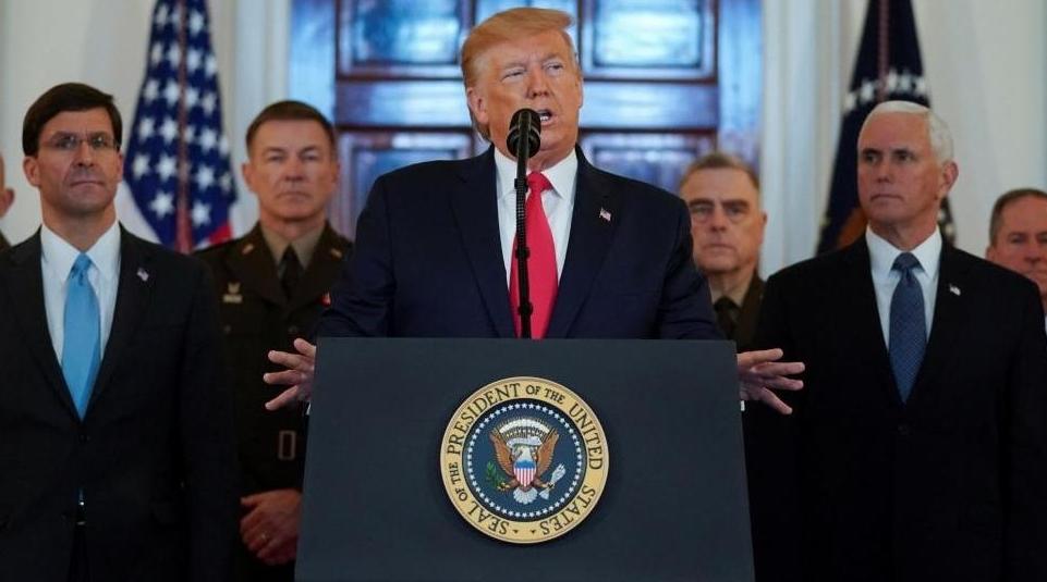 COVID-19 : Trump prévoit un vaccin d'ici "trois ou quatre semaines"
