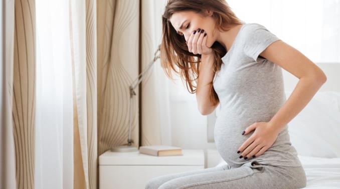 Coronavirus: Quels risques pour la femme enceinte? Les explications du Dr Zouha…