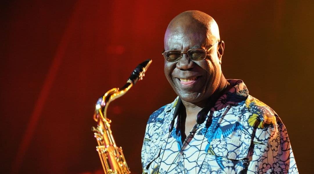 Le chanteur et saxophoniste Manu Dibango est mort des suites du Coronavirus